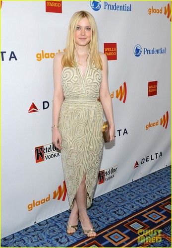  Dakota Fanning: 2012 GLAAD Awards