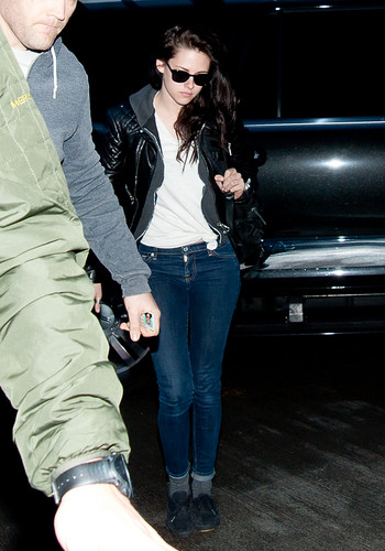  Kristen Stewart at LAX Airport in Los Angeles, California - March 18, 2012.