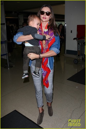  Miranda Kerr: Adriana Lima's Pregnancy Is 'Such Good News'
