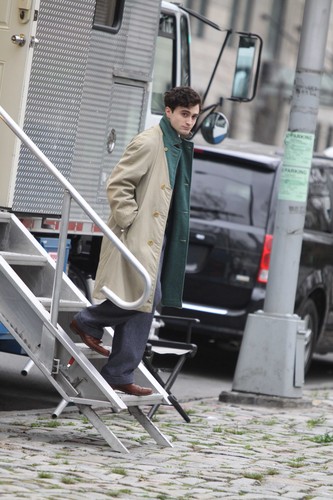  On the set of «Kill Your Darlings» - March 21, 2012 - HQ