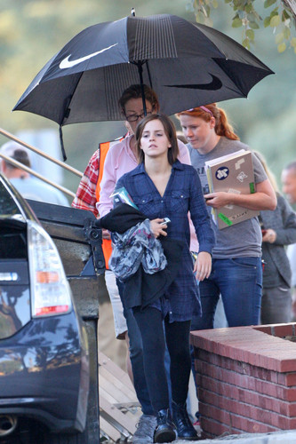  On the set of "The Bling Ring" - dia 3