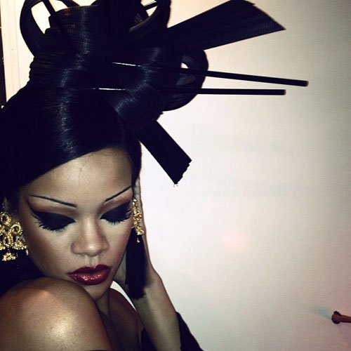 Rihanna on Princess of China's video