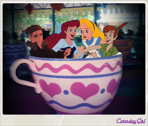  چائے کی پیالی, ٹیاکوپ ride with دوستوں
