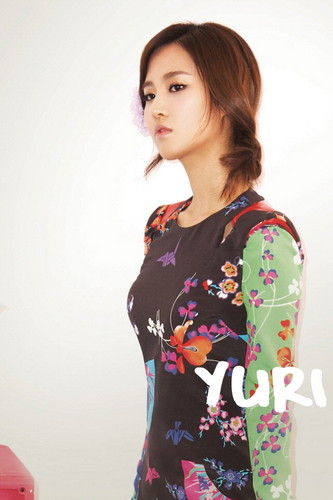  Yuri @ 2012 Girls' Generation iOS Diary Application