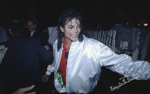 Michael Jackson (High Quality)