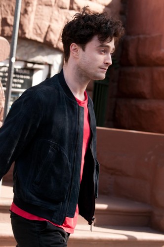  On the set of «Kill Your Darlings» - March 26, 2012 - HQ