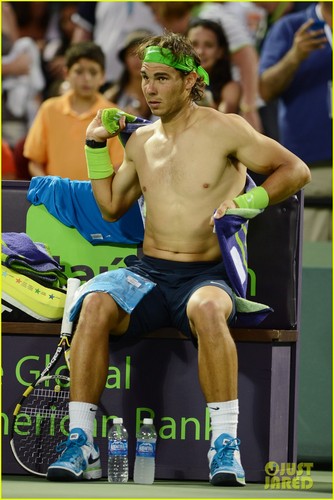  Rafael Nadal: Shirtless at the Sony Ericsson Open