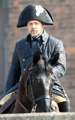  Russel Crowe On the Set (March 23th)