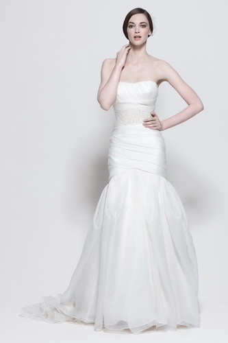 do you love this type of  wedding dress?