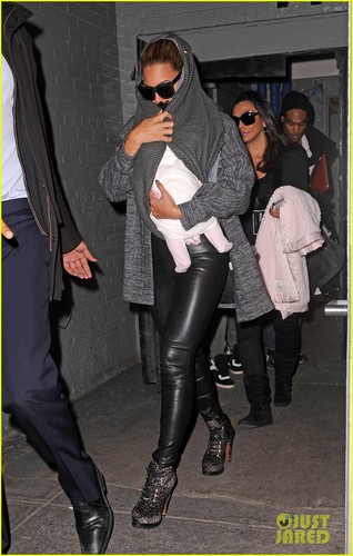  Beyonce: Doctor's Appointment With Baby Blue!