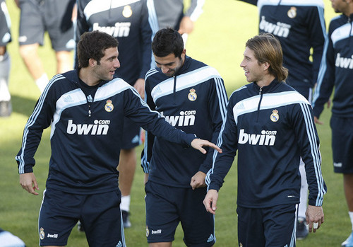  Ramos,Albiol and Higuain