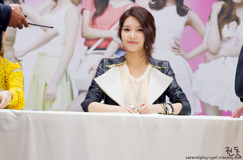  Sooyoung @ Lotte Department peminat Signing Event