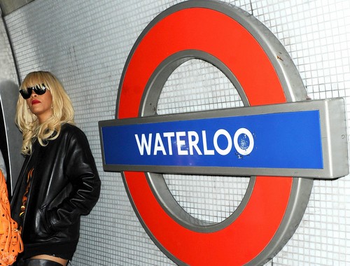  Taking The Tube In Londra 27 March 2012