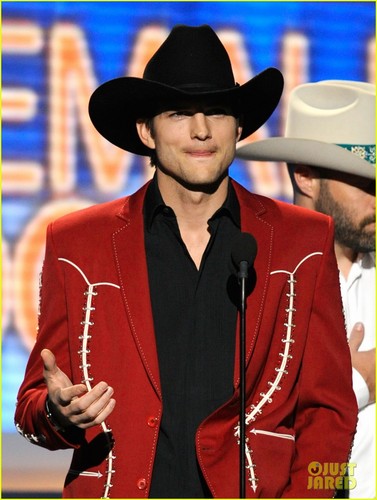 Ashton Kutcher: ACM Awards Cowboy Chic