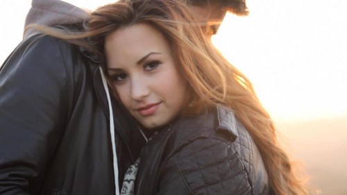 Demi Lovato GYHAB video leaks!