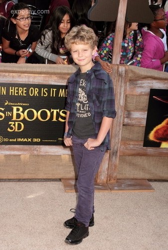  Puss In Boots Premiere
