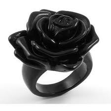  black rose ring