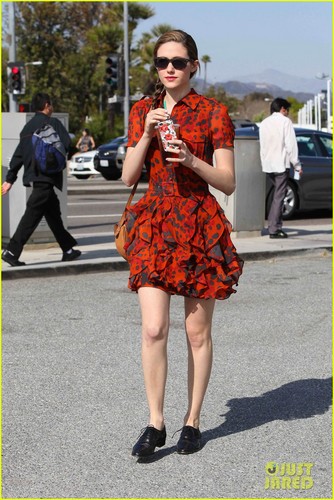  Emmy Rossum: Red Dress Coffee Run