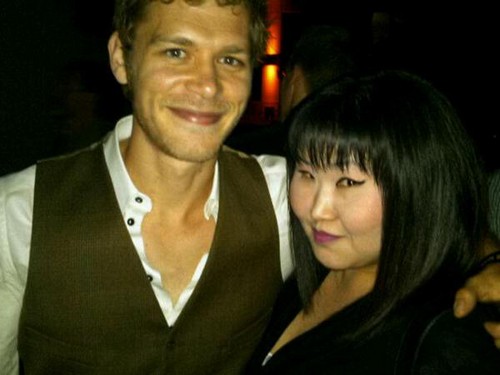  Lisa Chang and TVD Cast at Season 3 Finale Party