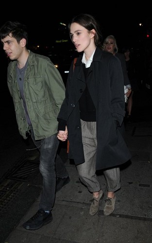  Out in London - April 4, 2012