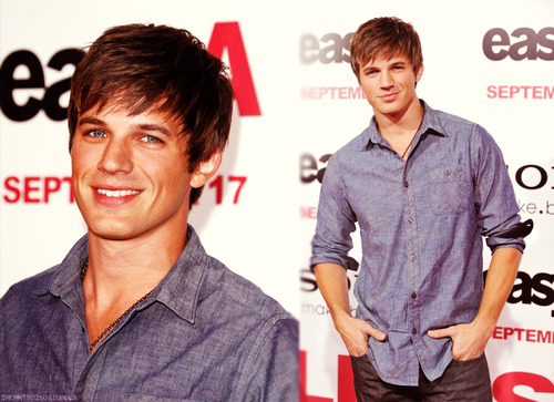 hot (the guy you don´t know is MATT LANTER!!!) OMFG!♥