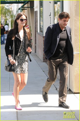  Camilla Belle: Il Pastaio with Mystery Male!
