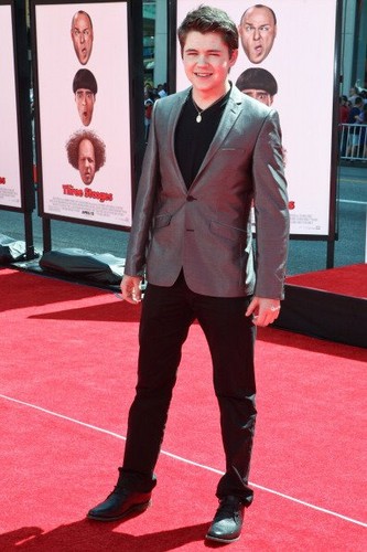  Damian Mcginty attends 3 Stooges World Premiere April 7th 2012