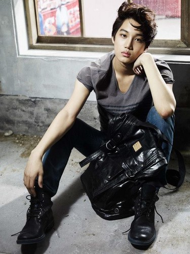  EXO-K 模特 for Calvin Klein in ‘High Cut’ magazine