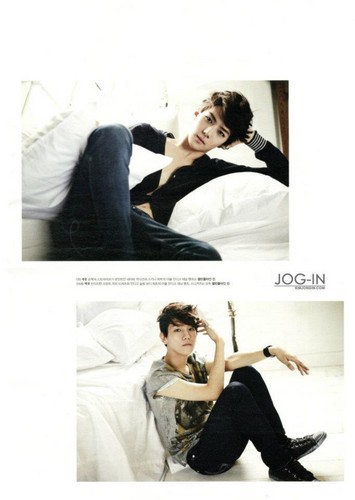  EXO-K 모델 for Calvin Klein in ‘High Cut’ magazine