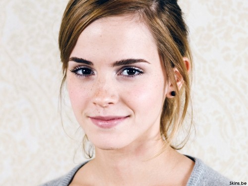  Emma Watson Pics