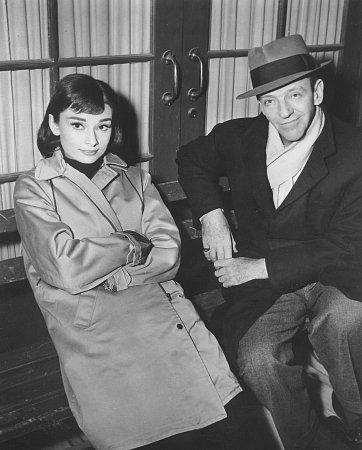  프레드 Astaire and Audrey Hepburn