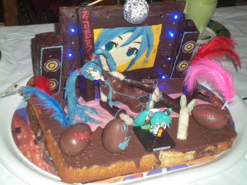  Hatsume Miku Cake (Mona)