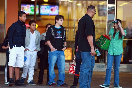  Jaafar, Jermajesty, Prince, Blanket and Paris at the 映画