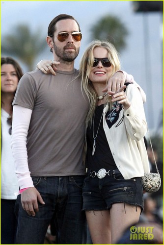  Kate Bosworth & Michael Polish: 'Good día Sunshine!'