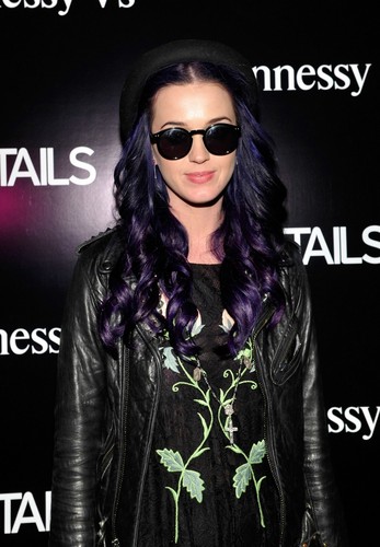  Katy at Midnight party presented によって Hennessy V.S.