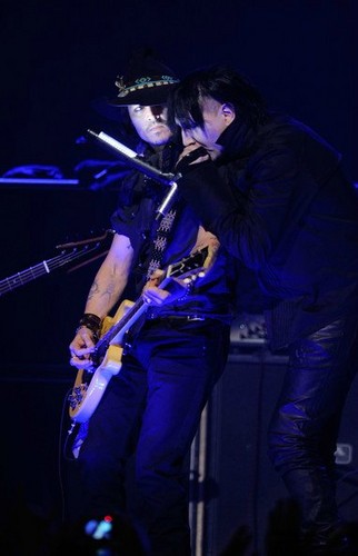  Marilyn Manson Performs With Johnny Depp at 2012 Revolver Golden Gods