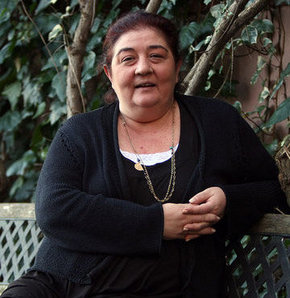  Meral Okay, (d. 20 december 1959, Ankara - ö. 9 april 2012, İstanbul)