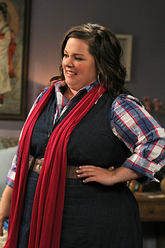  Mike & Molly 1x02 (First Date) <3