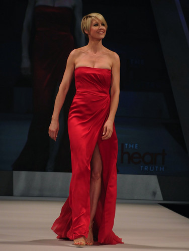  The دل Truth's Red Dress 2012 Collection Launch