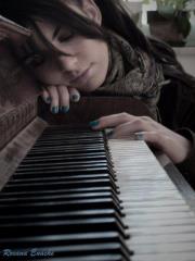  sad and पियानो