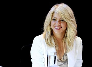  Shakira en la cumbre de las americas