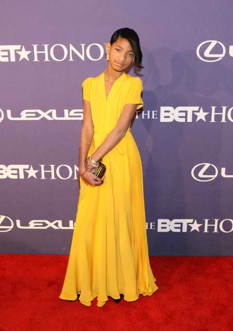 wIllow smith wering a yellow dress