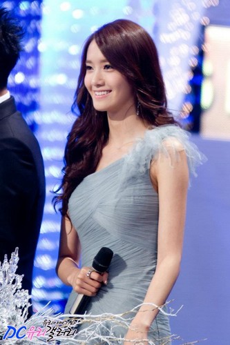 111224 MC Yoona KBS Entertainment Awards