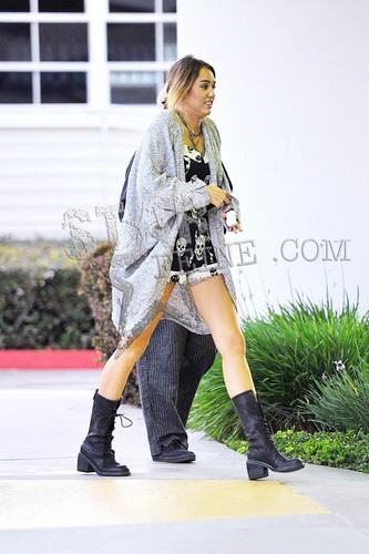  16/04 Rushing To The Emergency Room In L.A.