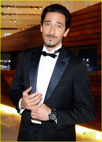  Adrien Brody: 'Royal Oak 40 Years' cocktail Party!