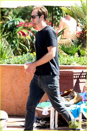  Alexander Skarsgard: SKYY Escape at Coachella!