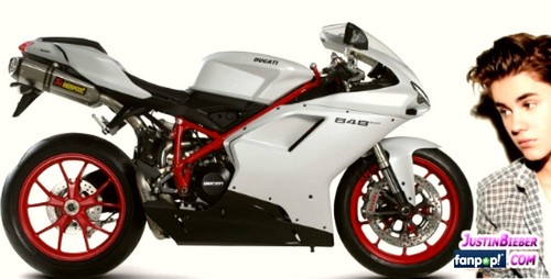 Bieber  bought  Ducati $20,000 Superbike 848 EVO