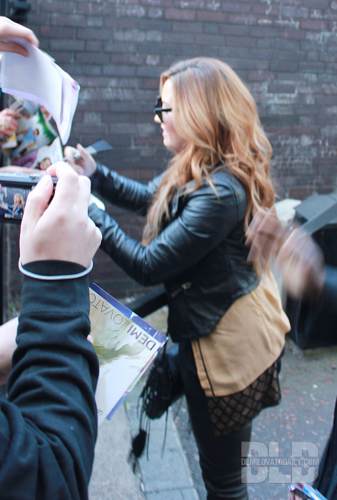  Demi - Leaving the ITV Daybreak Studios in London, UK - April 02nd 2012