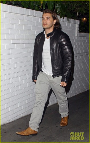 Emile Hirsch: kasteel, chateau Marmont Night Out