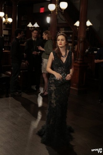 Gossip Girl - Episode 5.21 - Despicable B - Promotional Photo